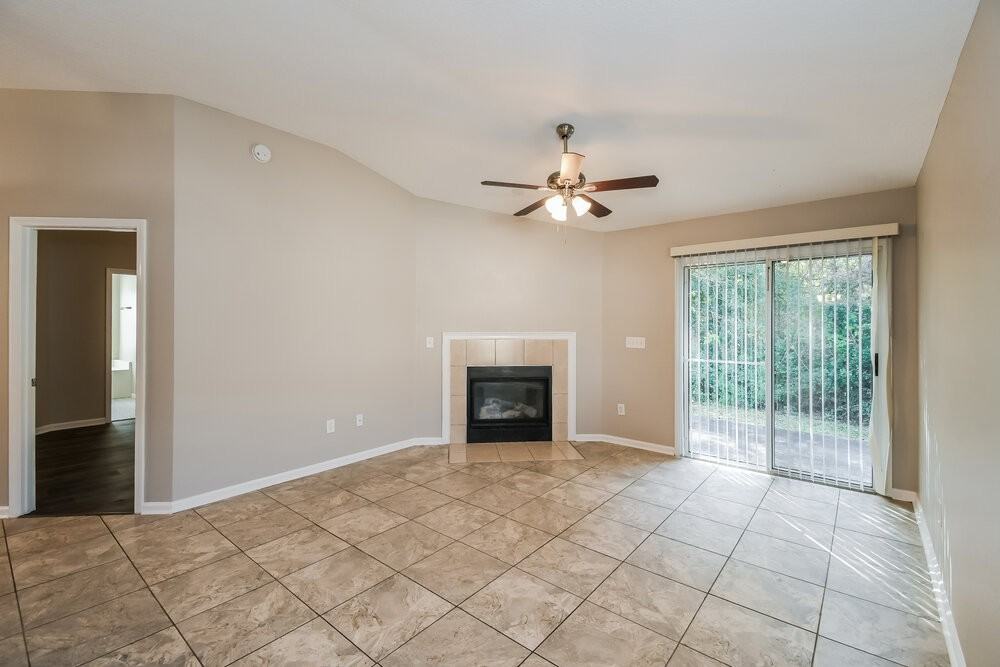 10304 Normanwood Ct - Photo 3 of 16