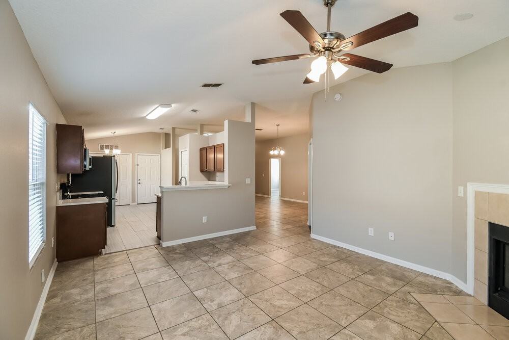 10304 Normanwood Ct - Photo 4 of 16