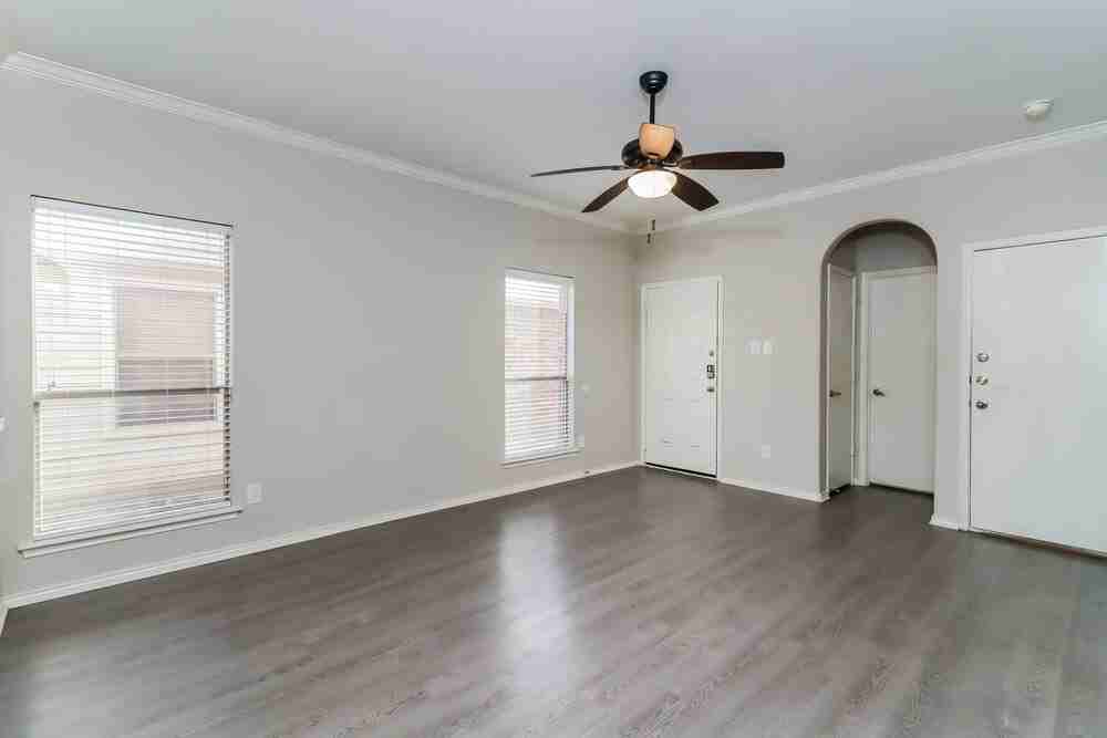 1116 Kielder Cir - Photo 6 of 17