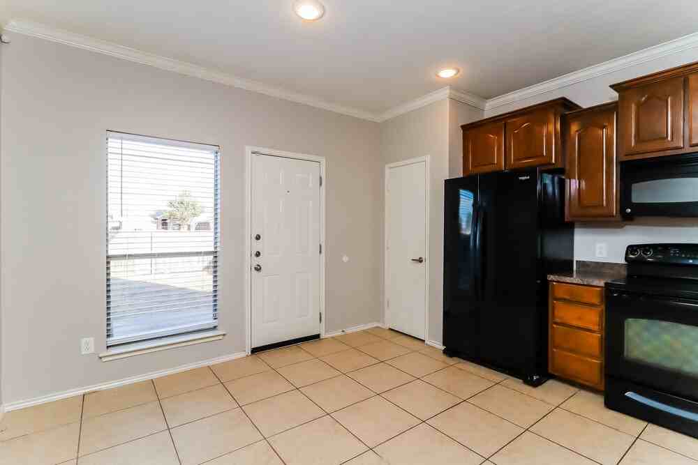 1116 Kielder Cir - Photo 7 of 17