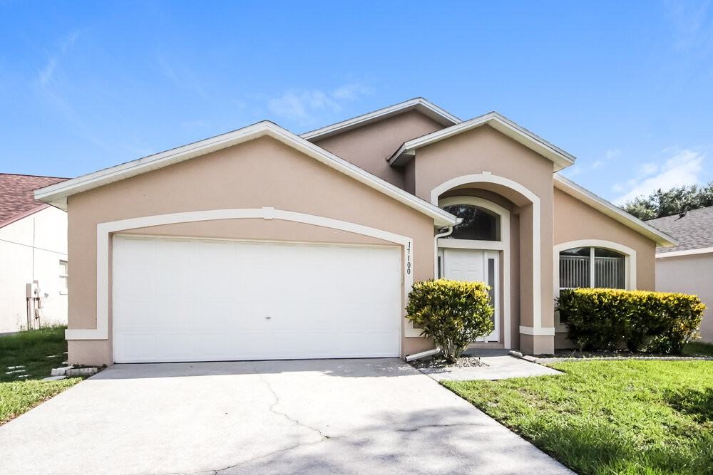 17100 Woodcrest Way - Photo 3 of 16