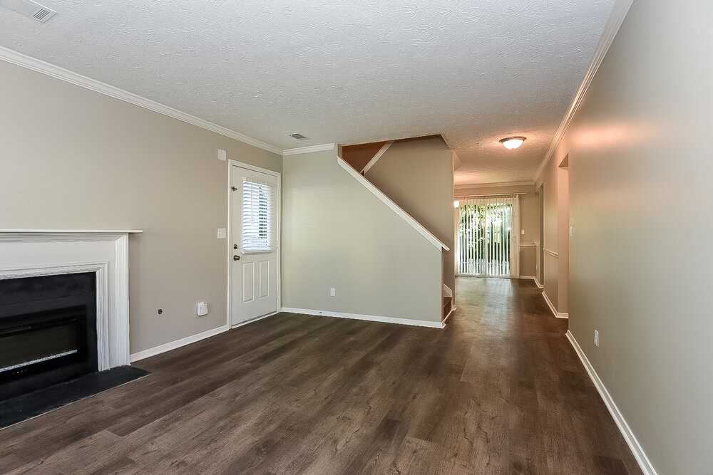 6524 E Windsor Ln - Photo 4 of 17