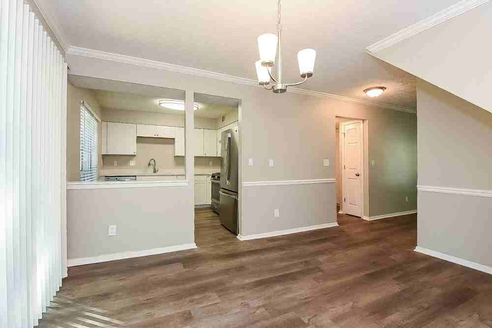 6524 E Windsor Ln - Photo 6 of 17