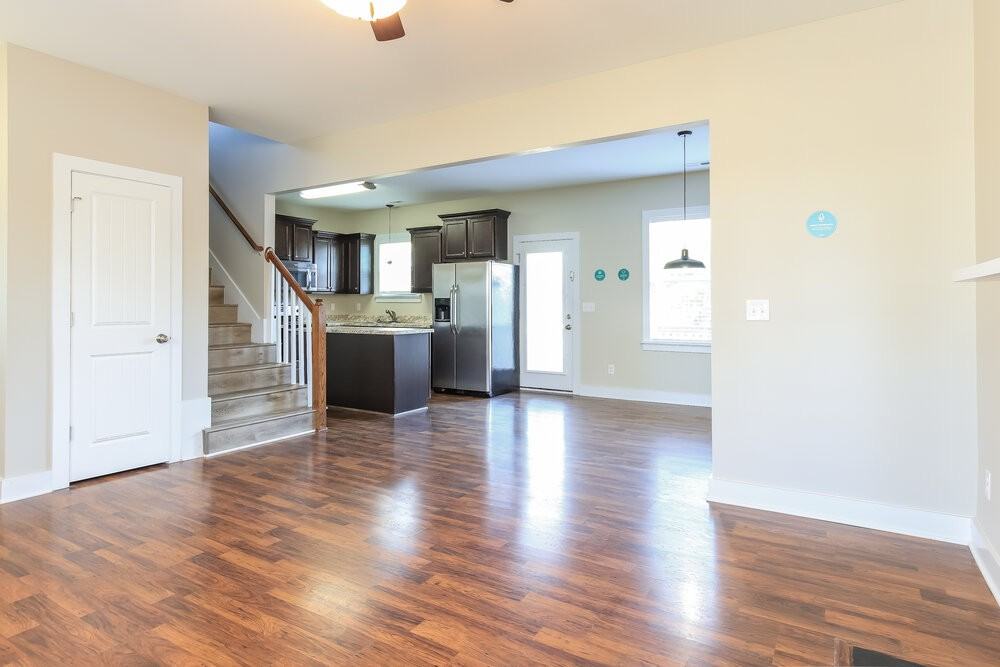 28 Wood Green Dr - Photo 7 of 17