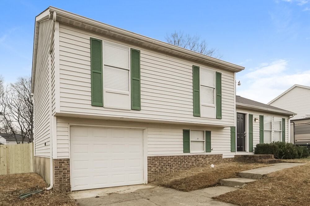 10925 Magenta Ln - Photo 5 of 18