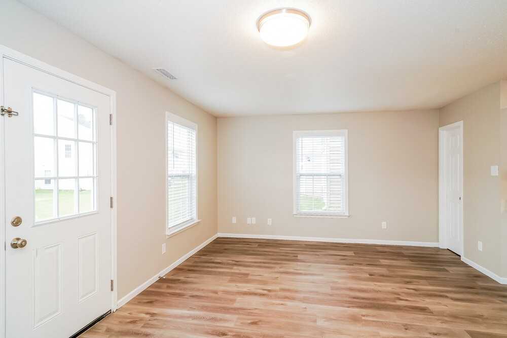 10767 Miller Dr - Photo 6 of 21