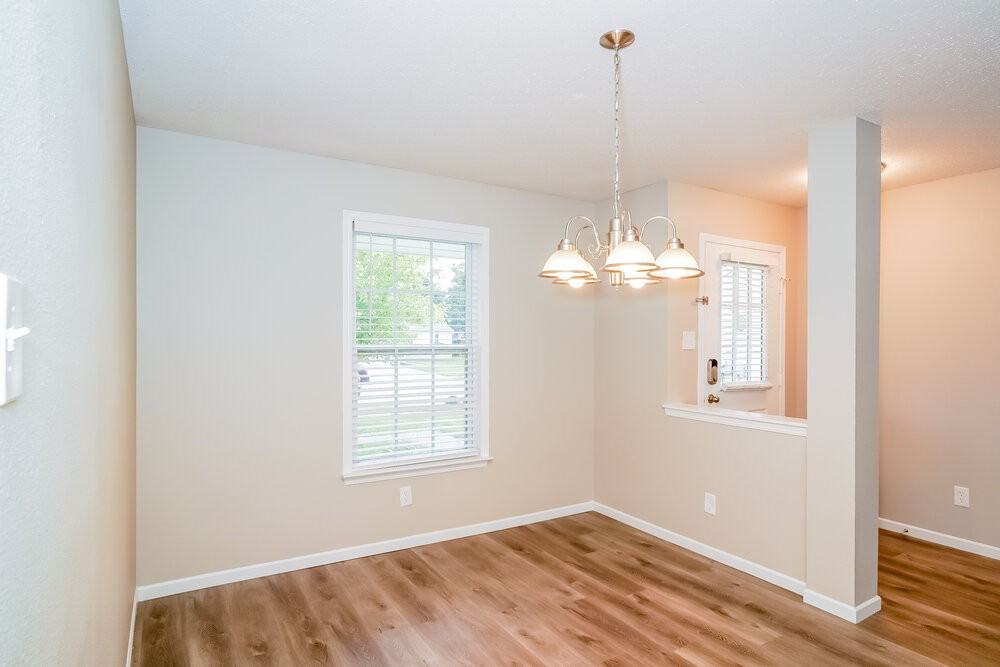 10767 Miller Dr - Photo 7 of 21