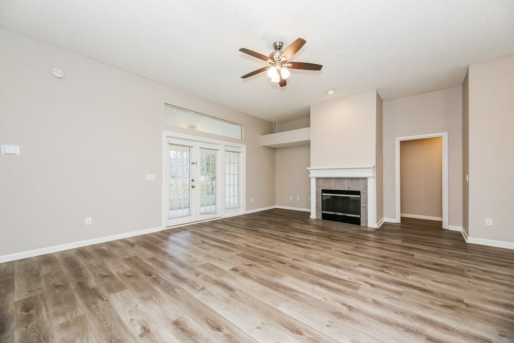 1742 Pickwick Pl - Photo 4 of 16