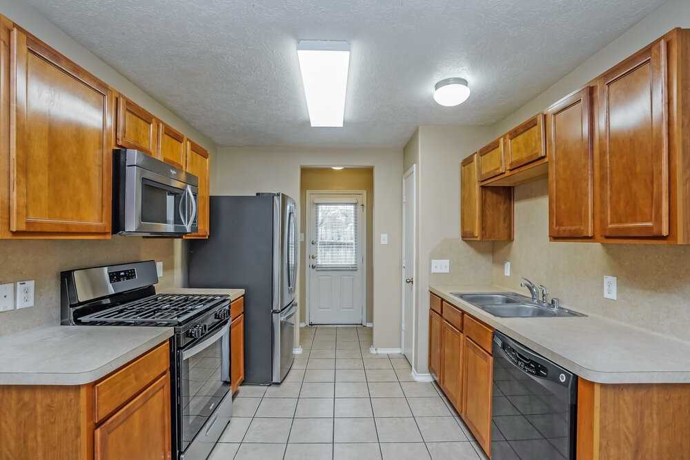 1410 Rising Springs Ln - Photo 7 of 16