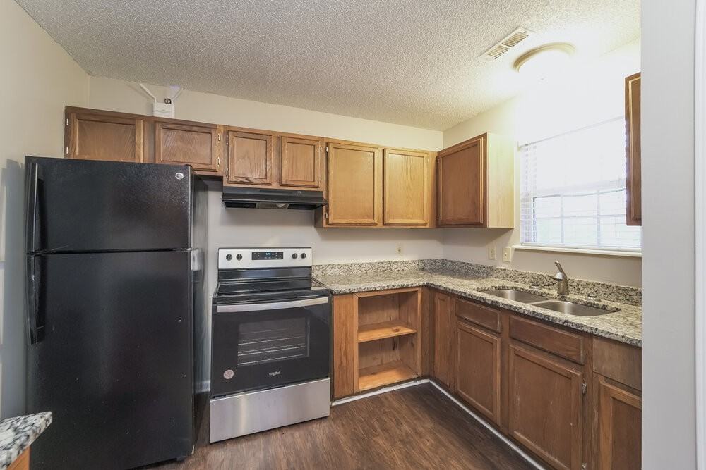 8024 Gera Emma Dr - Photo 6 of 16