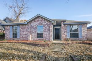 featured image of 2524 Park Valley Dr