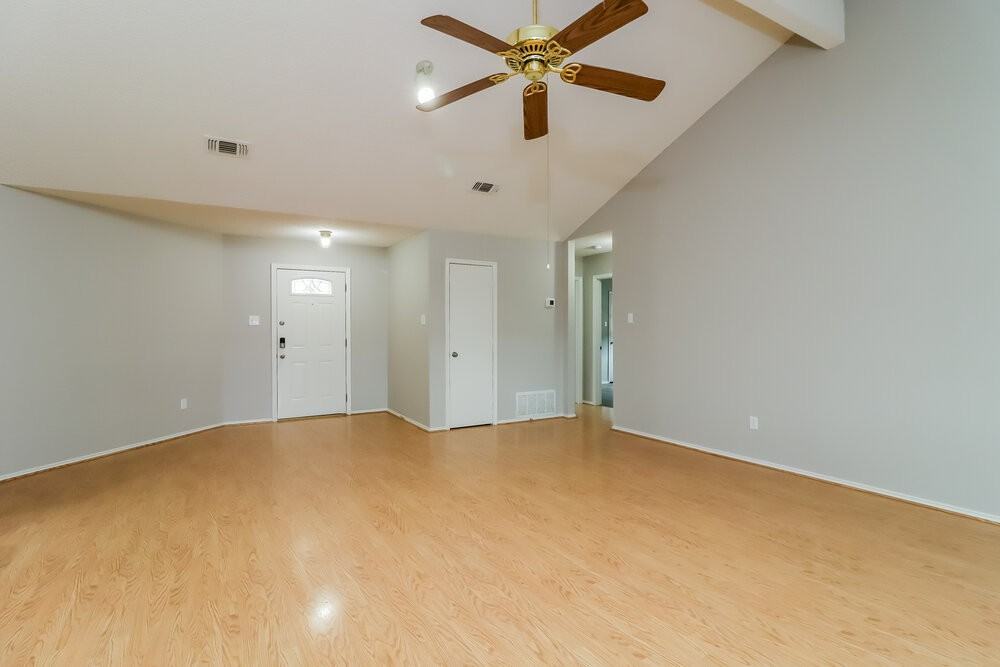 6317 Woodstream Trl - Photo 3 of 16