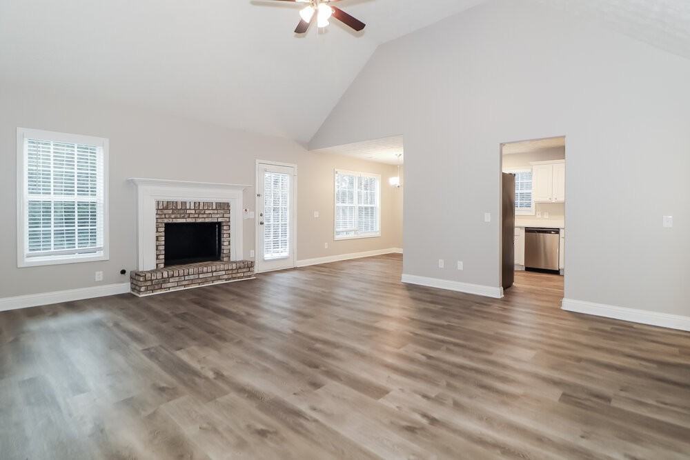 100 Buena Vista St - Photo 5 of 16