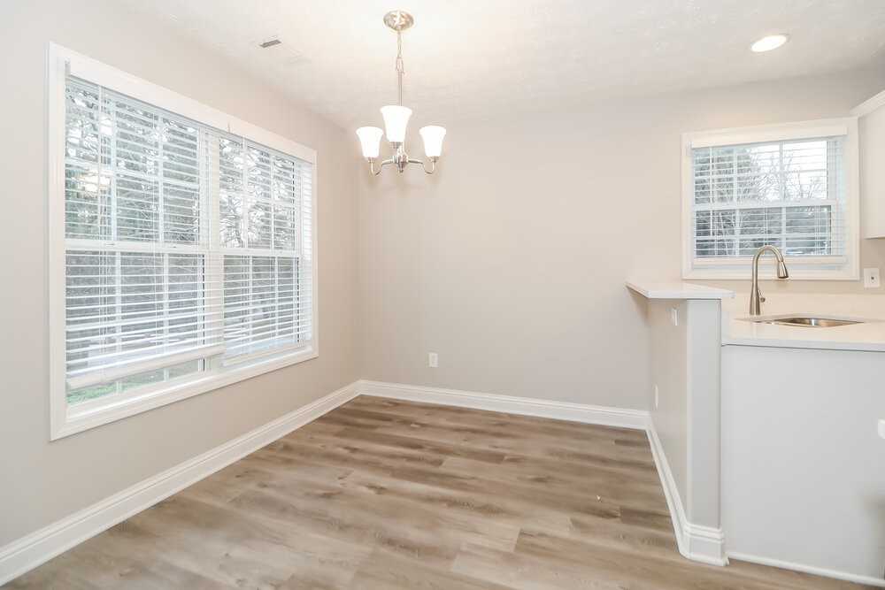 100 Buena Vista St - Photo 6 of 16