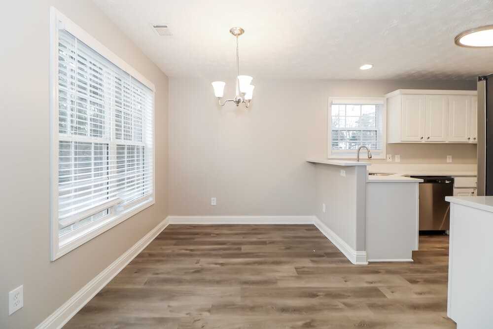 100 Buena Vista St - Photo 7 of 16