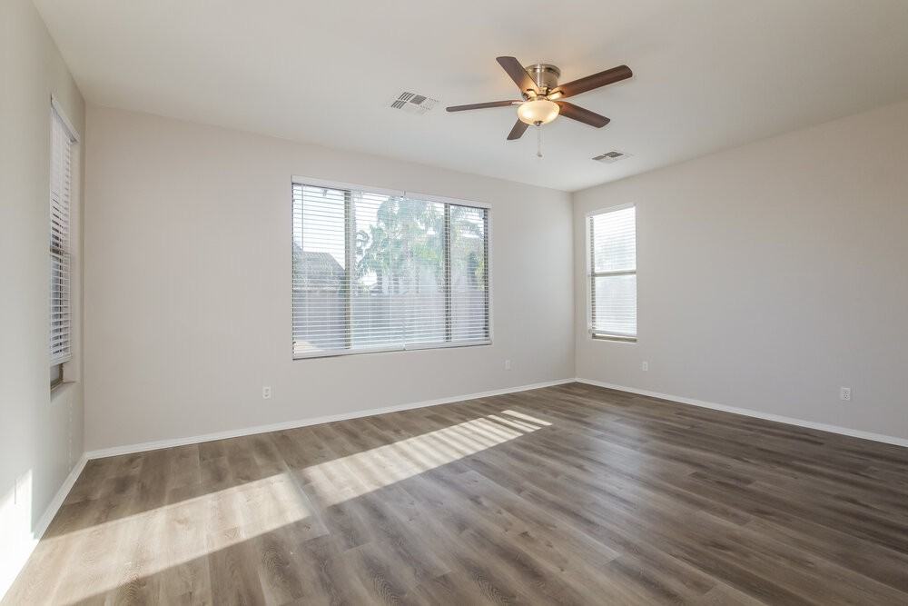 14079 W Bloomfield Rd - Photo 7 of 16