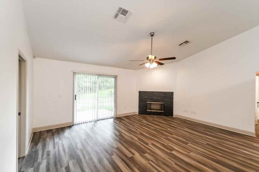 9818 Chirping Way - Photo 4 of 16