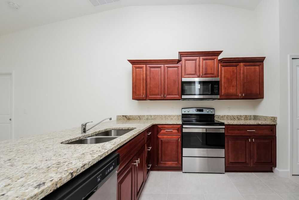 839 Valnera Ct - Photo 6 of 16