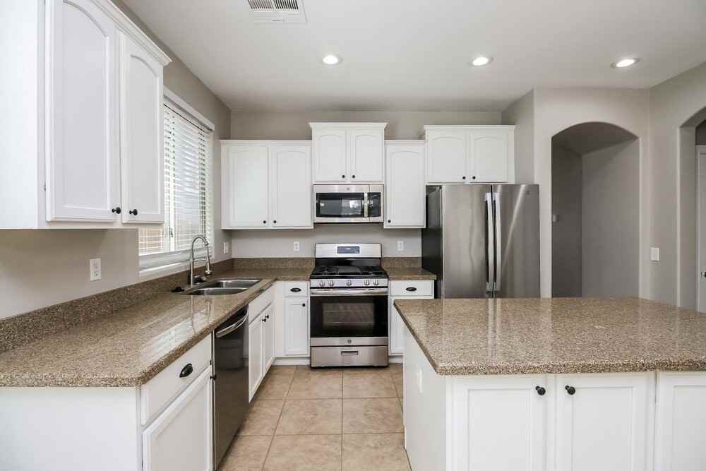 19091 E Pelican Dr - Photo 6 of 17