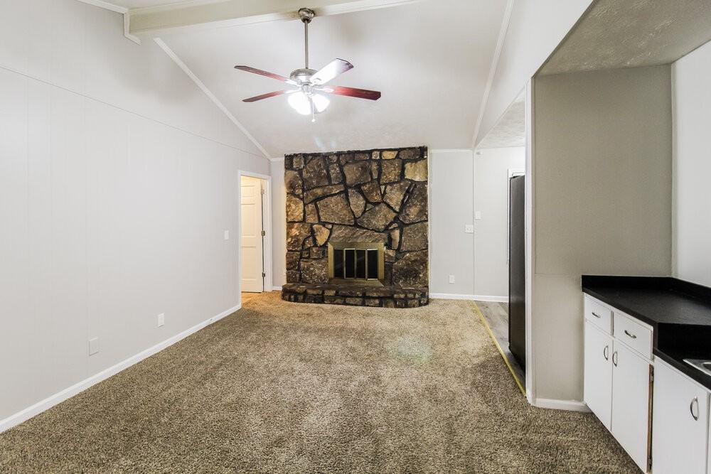 188 Regal Dr - Photo 3 of 16