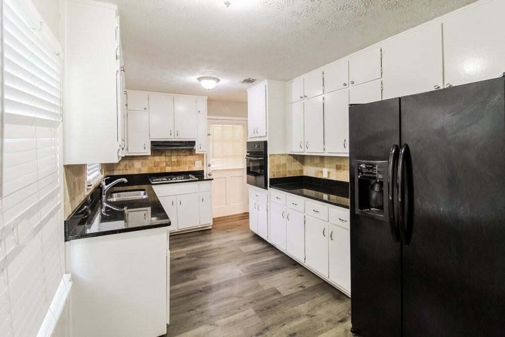188 Regal Dr - Photo 5 of 16