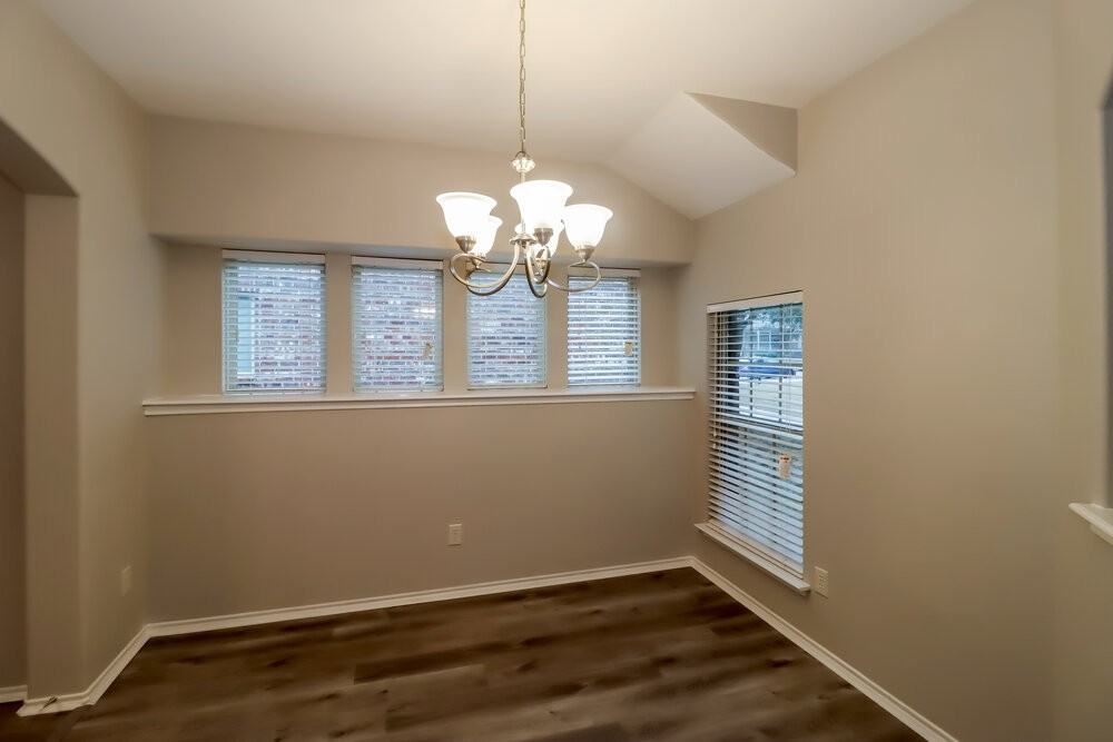 259 Haywood Mews - Photo 6 of 16