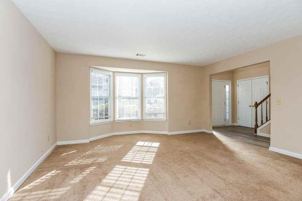 1180 Rockmart Cir Nw - Photo 4 of 17