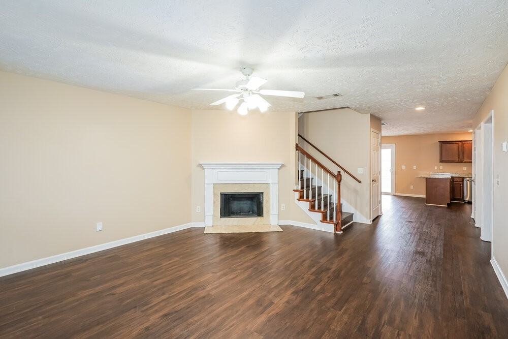 4010 Sequoia Trl - Photo 5 of 17