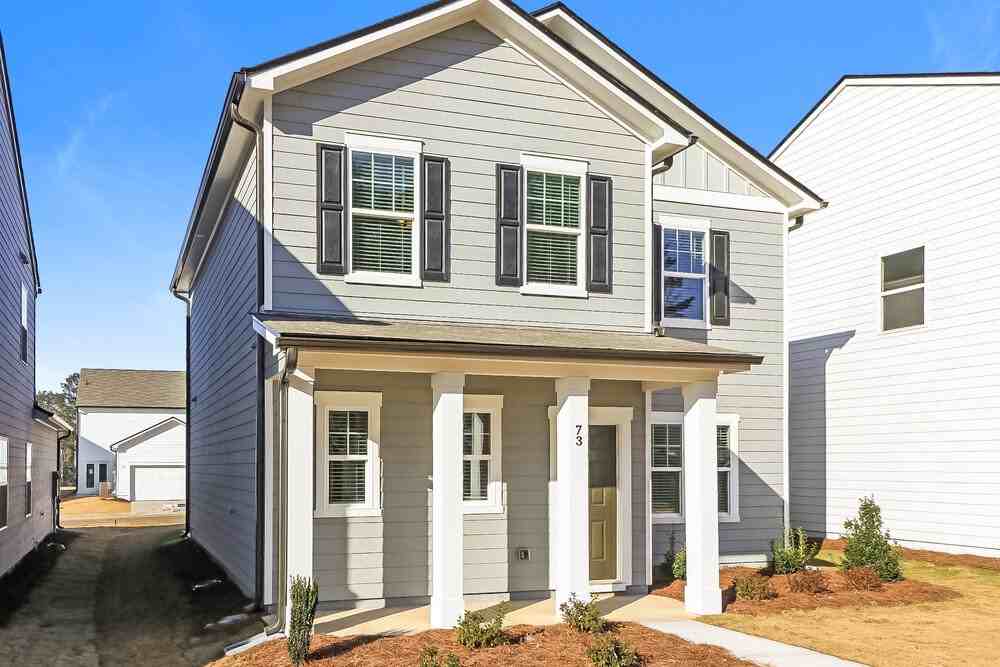 73 Hargrave Ave - Photo 4 of 17