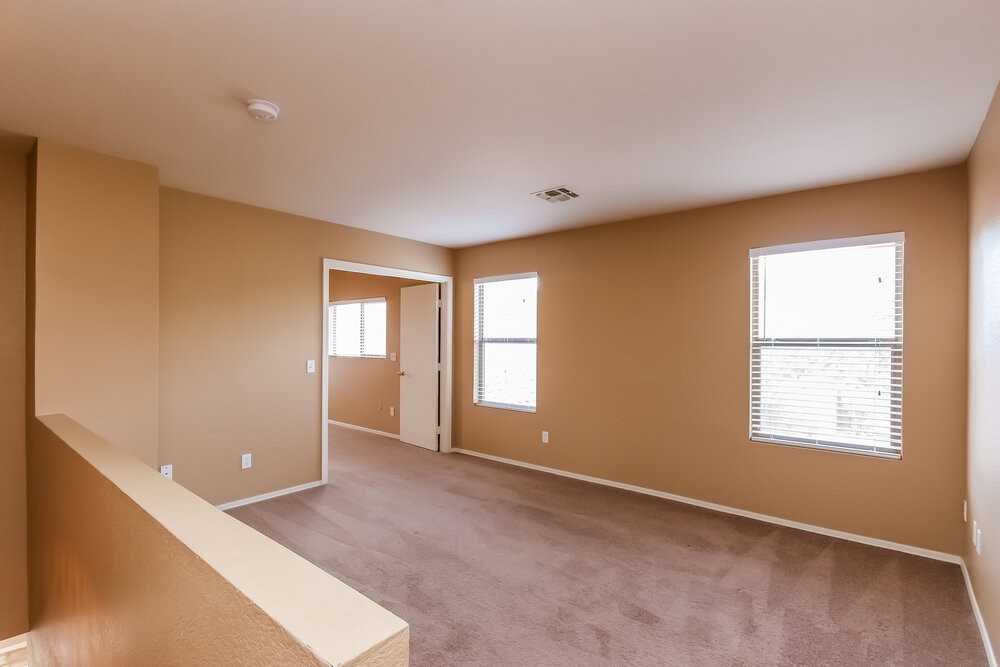 2292 E Peach Tree Dr - Photo 6 of 13