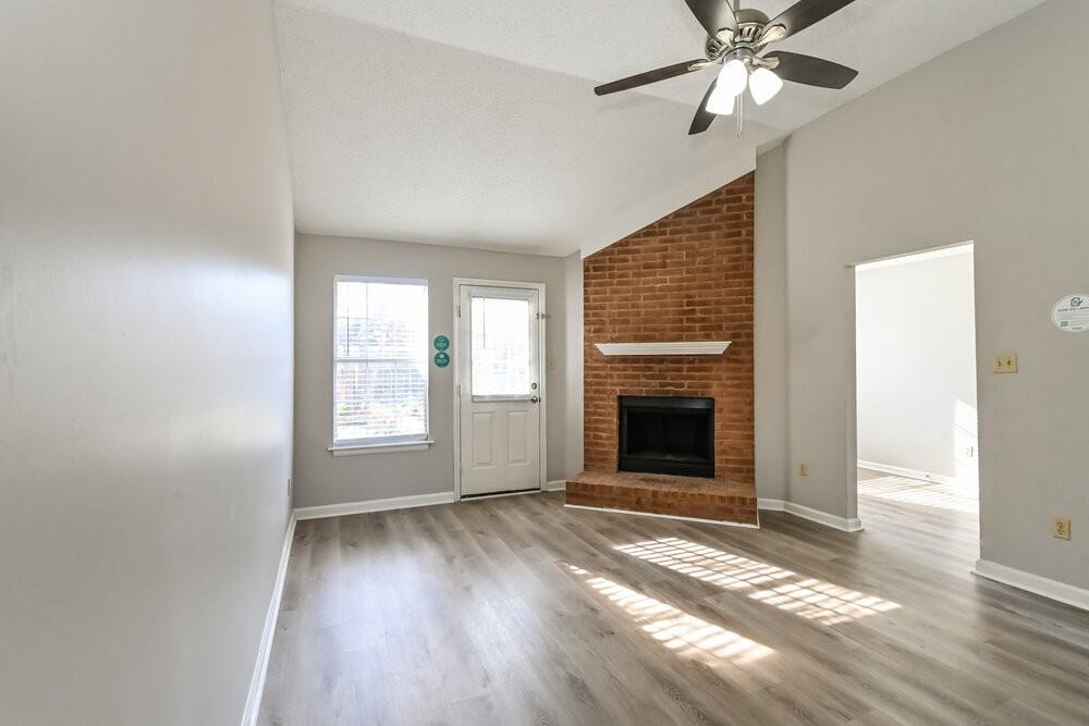 7997 Sundown Ln - Photo 3 of 16