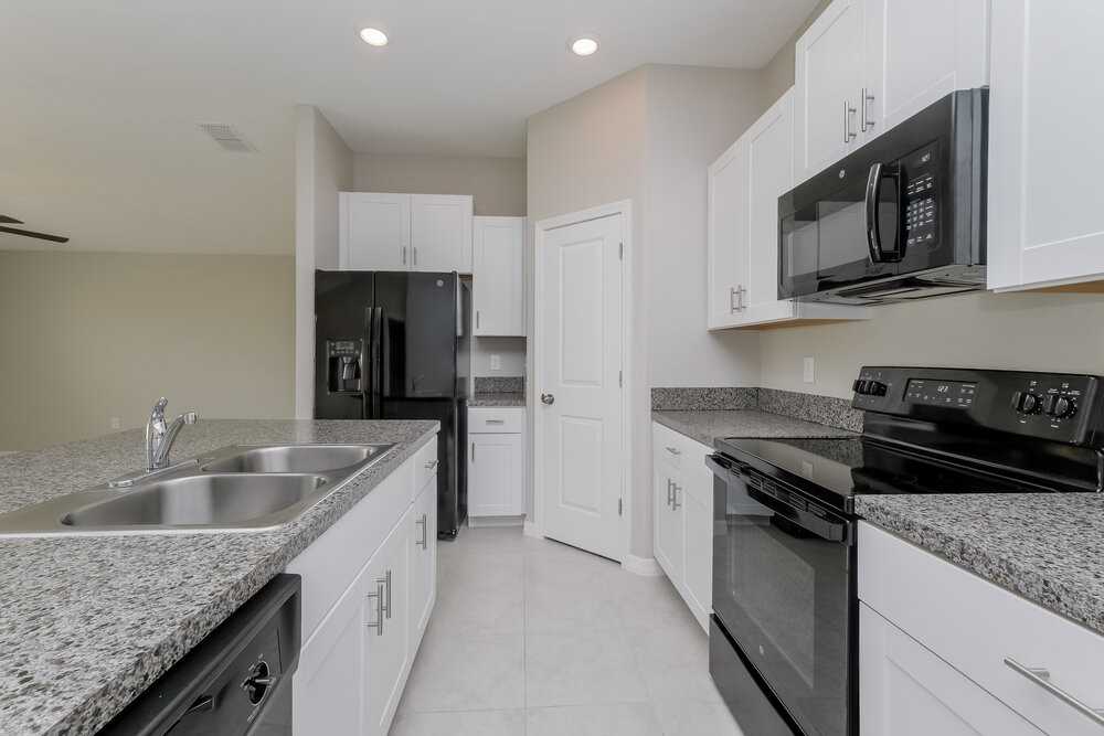 11515 Sage Canyon Dr - Photo 7 of 16