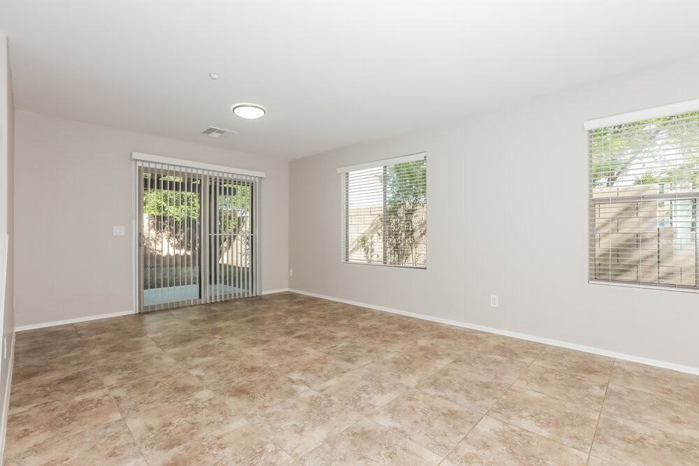 3508 E Milky Way - Photo 7 of 17