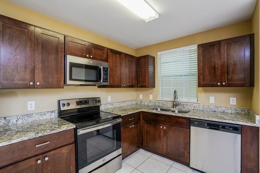 4959 S Cancun Dr - Photo 7 of 17