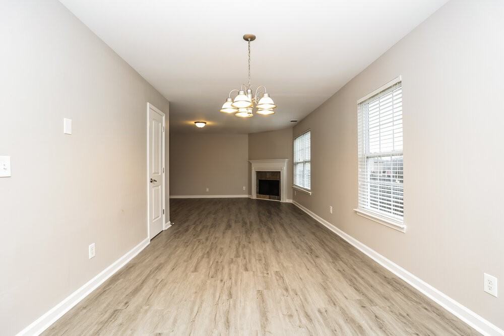 1105 Modesto Ct - Photo 7 of 17