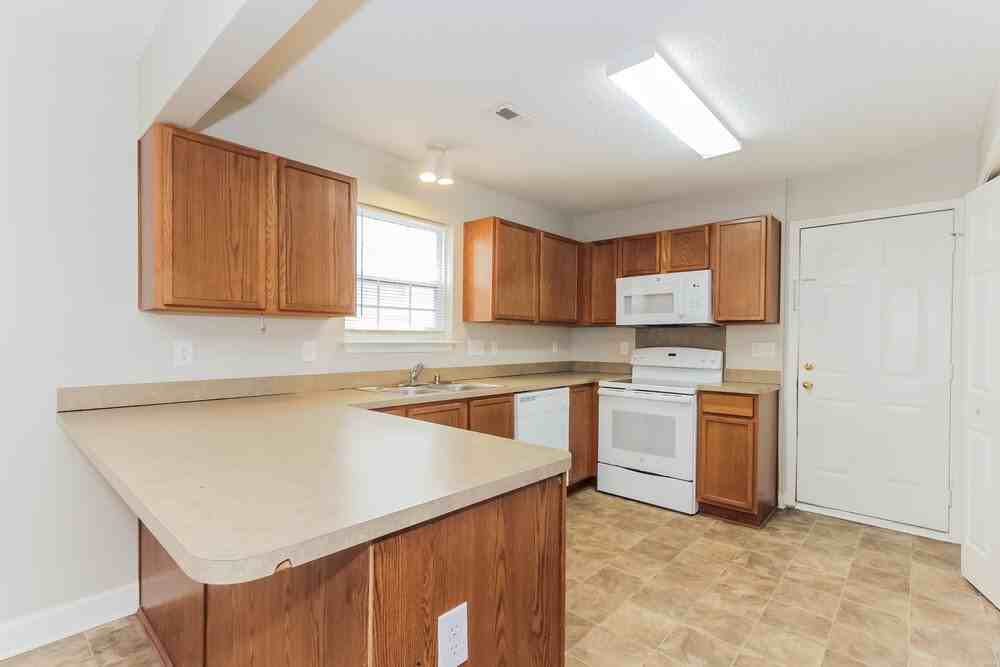 532 Lightspun Ln - Photo 7 of 17