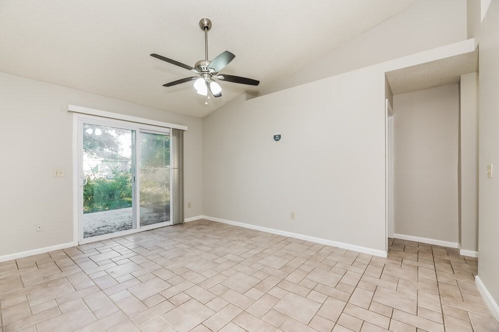 1731 Chandelier Cir W - Photo 6 of 16