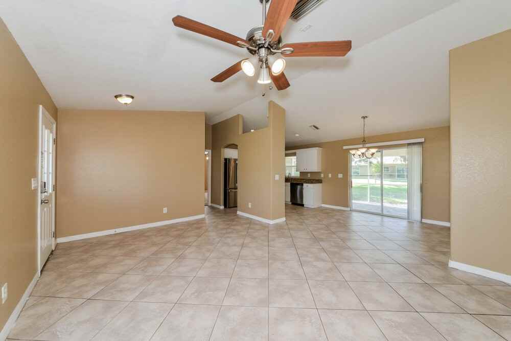 4643 Mermell Cir - Photo 4 of 16
