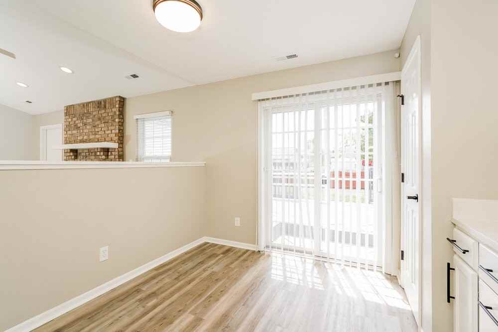 233 Sweetheart Ct - Photo 5 of 16