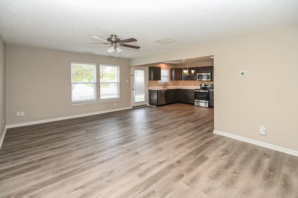 831 Littleton Dr - Photo 6 of 17