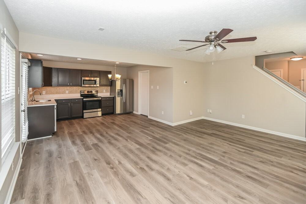 831 Littleton Dr - Photo 7 of 17