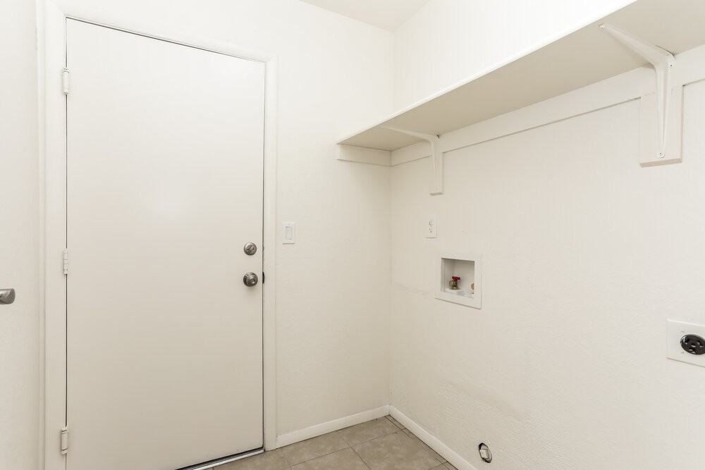 3101 W Calle De La Bajada - Photo 7 of 16