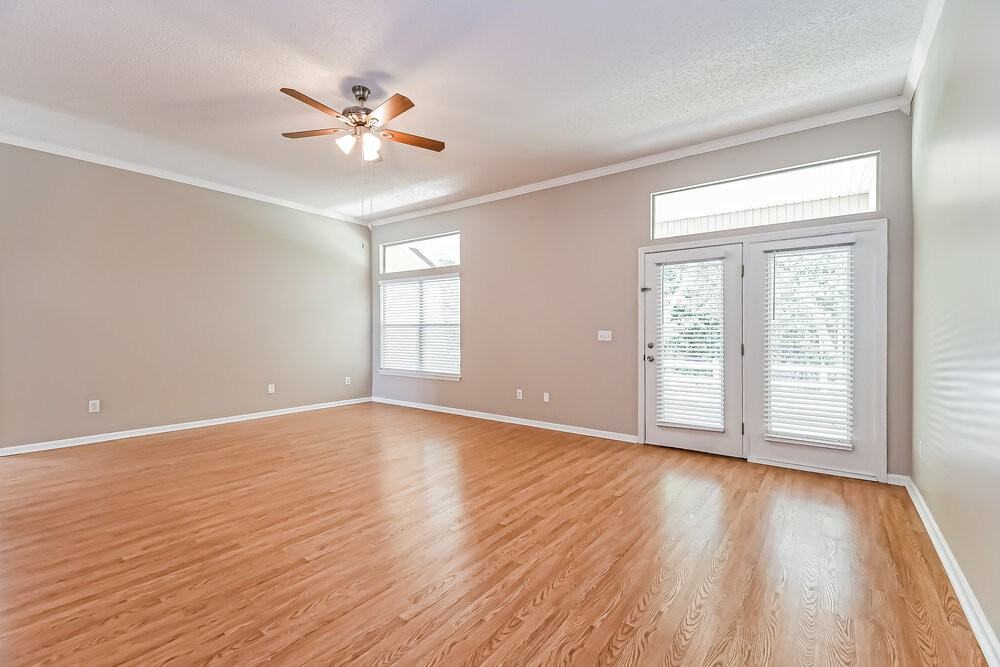 2796 Crumplehorn Ln - Photo 3 of 16