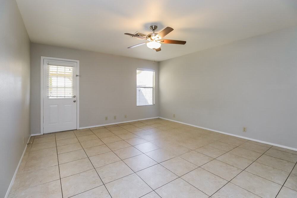 4825 E Gary St - Photo 3 of 16