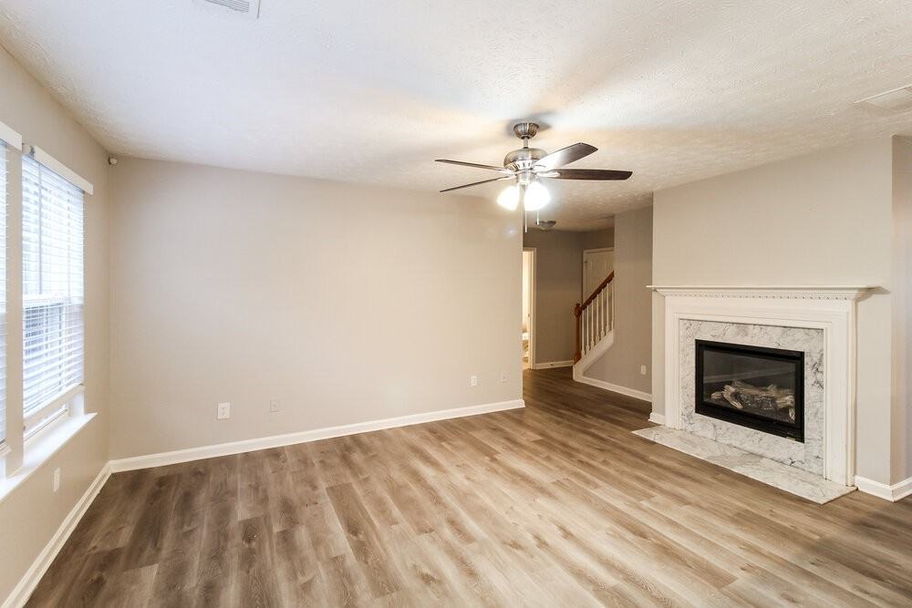 1030 Eatonton Way - Photo 6 of 17