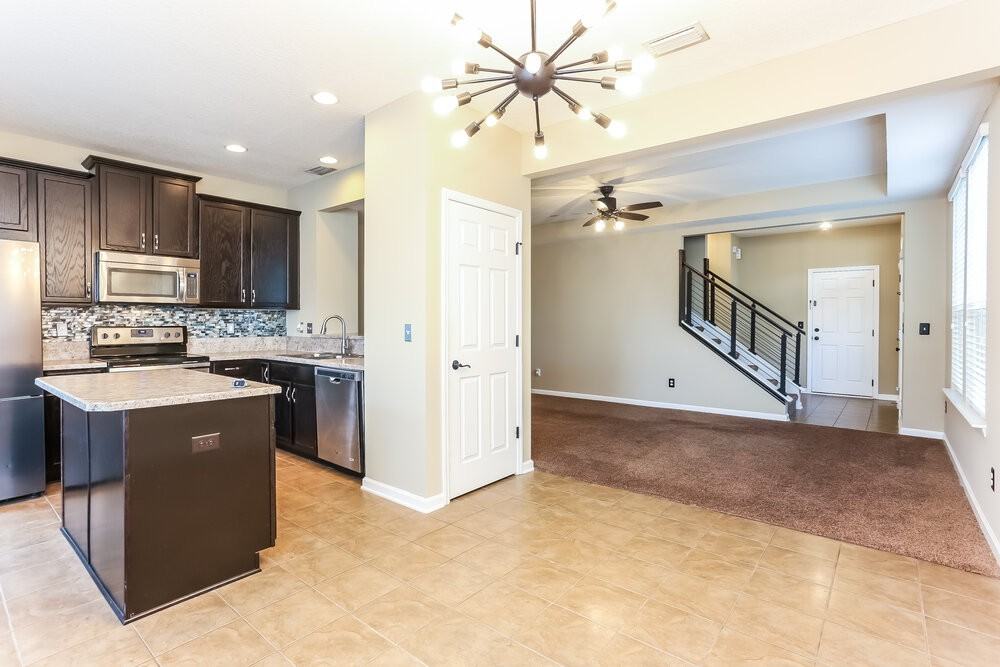 543 Ryker Way - Photo 7 of 17