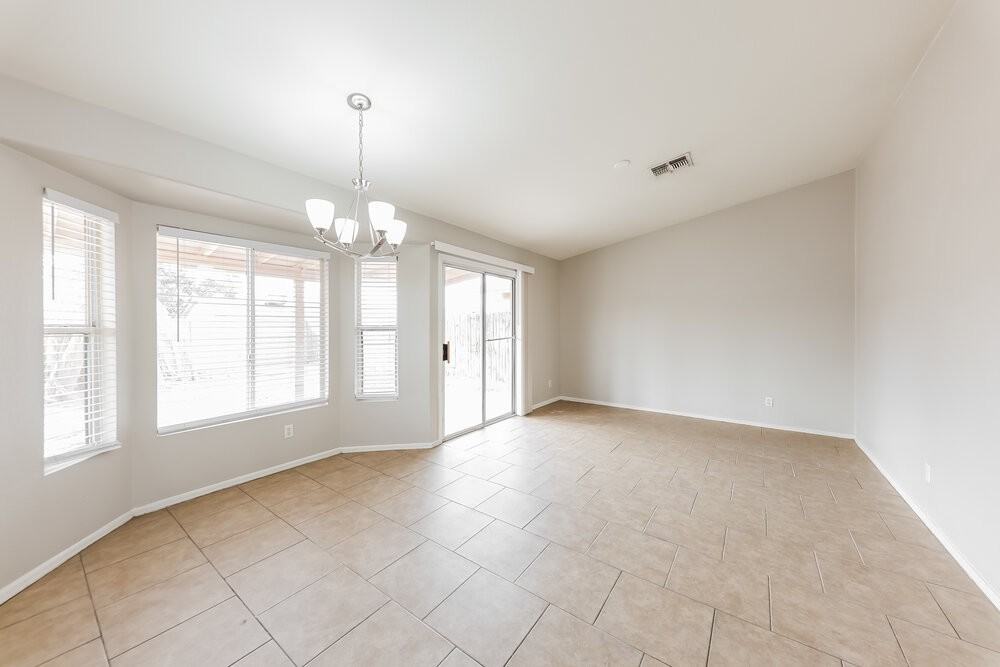 6409 W Pima St - Photo 5 of 16