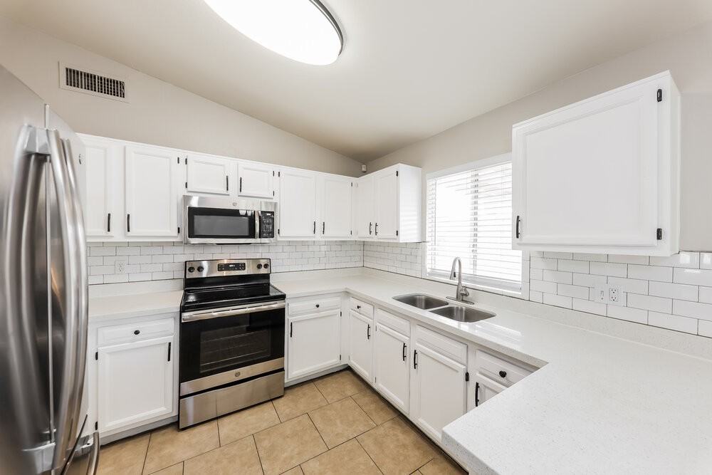 6409 W Pima St - Photo 7 of 16