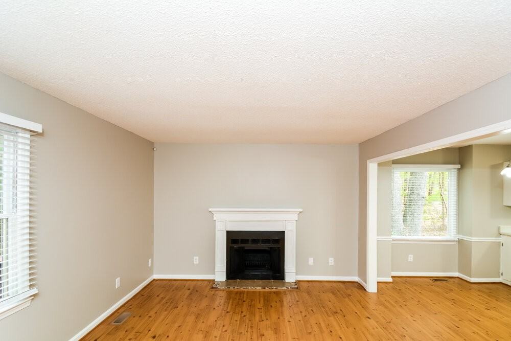 103 Dwelling Pl - Photo 4 of 17