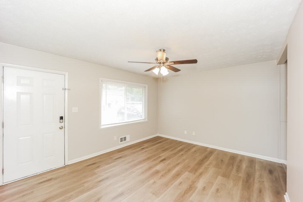 8970 Cornell Dr - Photo 6 of 16